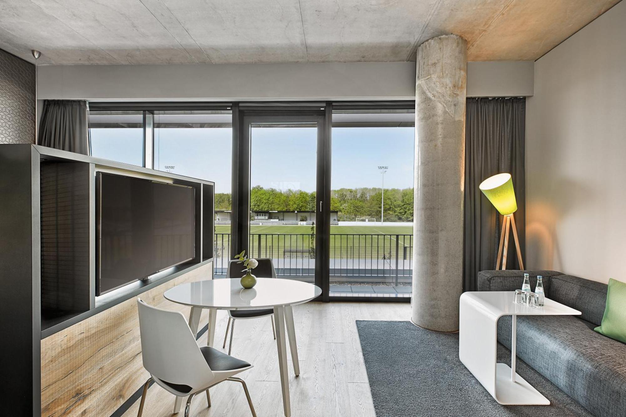 H4 Hotel Moenchengladbach Im Borussia-Park Eksteriør bilde